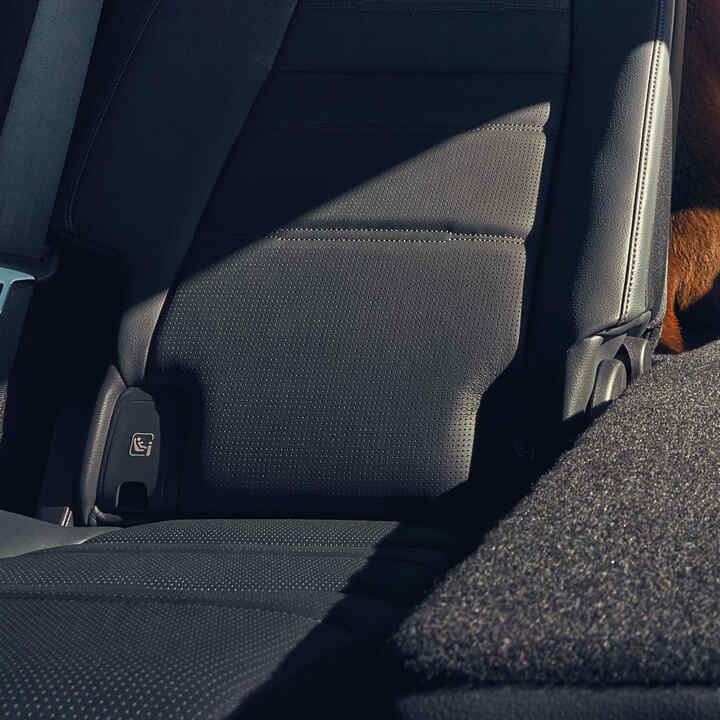 Nærbilde av Honda CR-V Plug in Hybrid  ISOfix-punkter.