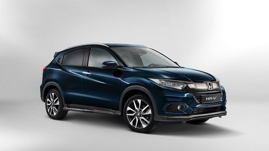 Honda HR-V sett skrått forfra.
